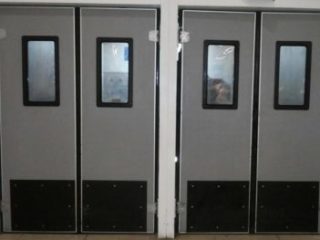 Puerta Alto Trafico Metaldoor dos Hojas vaiven